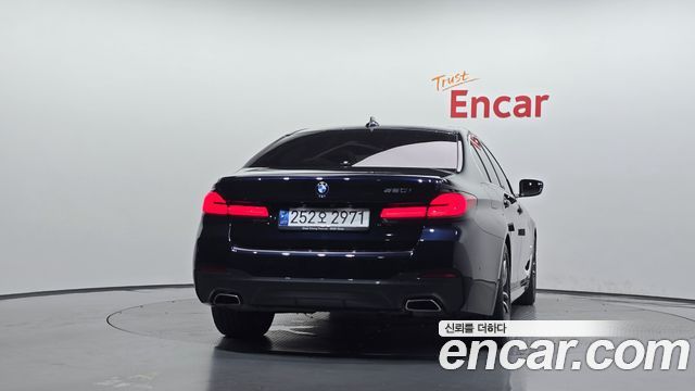BMW 5 Series (G30) 520i M Sport 2021 — фото 4