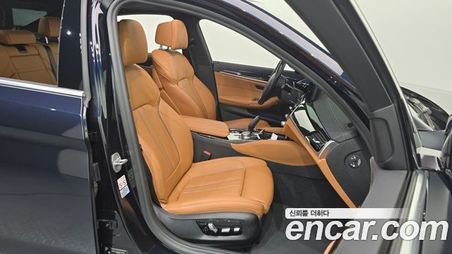 BMW 5 Series (G30) 520i M Sport 2021 — фото 26