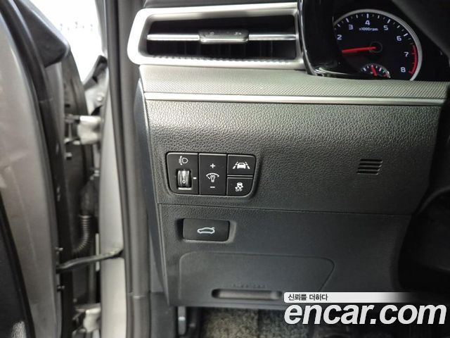 Kia K5 (III) 2.0 Trendy 2023 — фото 20