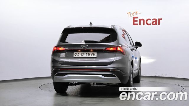 Hyundai Santa Fe Diesel 2.2 2WD Premium 2021 — фото 4