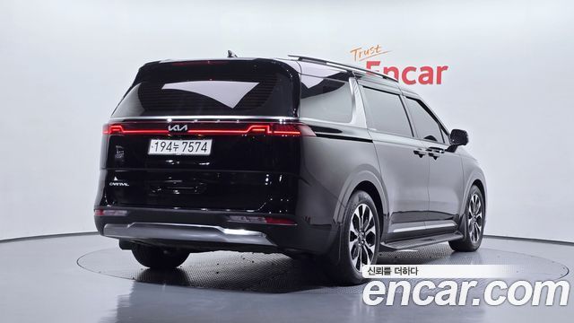 Kia Carnival (IV) Gasoline 7-Seater Signature 2023 — фото 2