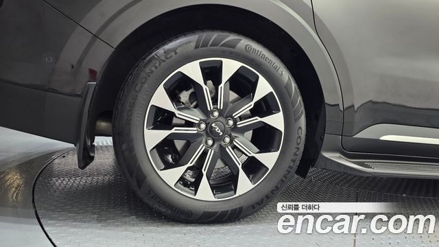 Kia Carnival (IV) Gasoline 7-Seater Signature 2023 — фото 5