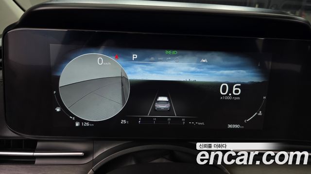 Kia Carnival (IV) Gasoline 7-Seater Signature 2023 — фото 8
