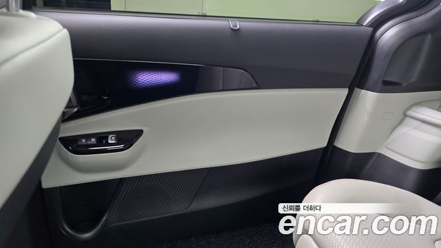 Kia Carnival (IV) Gasoline 7-Seater Signature 2023 — фото 25