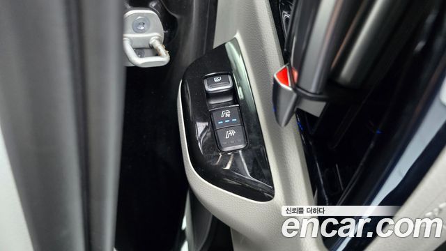 Kia Carnival (IV) Gasoline 7-Seater Signature 2023 — фото 30