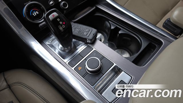 Land Rover Range Rover Sport (II) 3.0 SDV6 HSE 2018 — фото 9