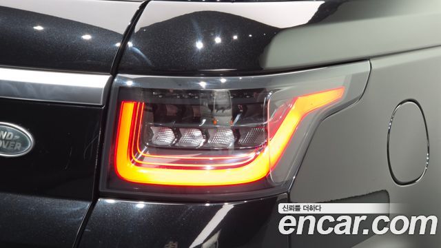Land Rover Range Rover Sport (II) 3.0 SDV6 HSE 2018 — фото 23