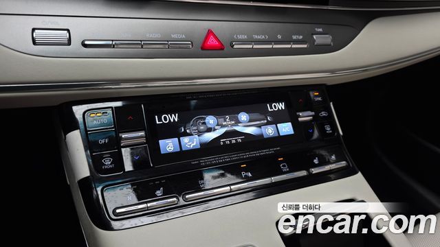 Hyundai Grandeur (IG) 2.5 Le Blanc 2023 — фото 19