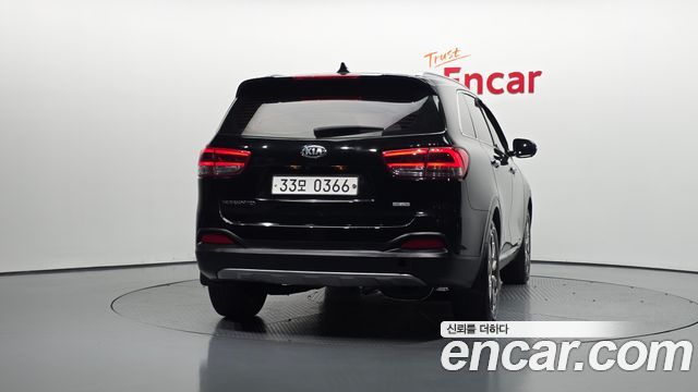 Kia Sorento Diesel 2.0 2WD Noblesse Special 2017 — фото 4