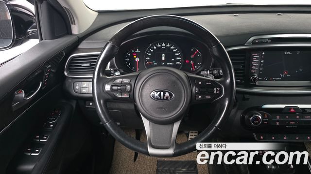 Kia Sorento Diesel 2.0 2WD Noblesse Special 2017 — фото 13