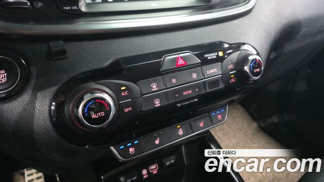 Kia Sorento Diesel 2.0 2WD Noblesse Special 2017 — фото 16