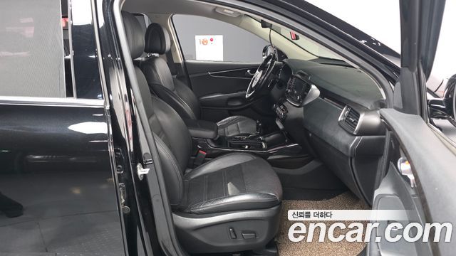 Kia Sorento Diesel 2.0 2WD Noblesse Special 2017 — фото 26