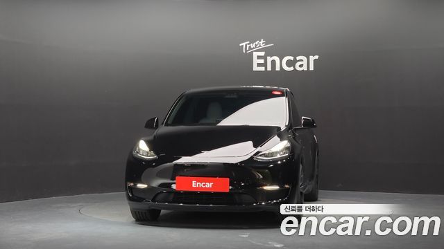 Tesla Model Y Long Range AWD 2022 — фото 3