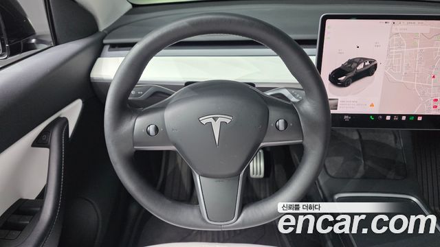 Tesla Model Y Long Range AWD 2022 — фото 14