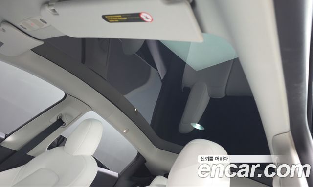 Tesla Model Y Long Range AWD 2022 — фото 18