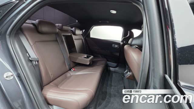 Hyundai Ioniq 6 Long Range Prestige 2023 — фото 19