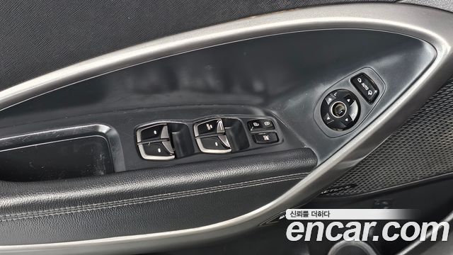 Hyundai Santa Fe (DM) Diesel(e-VGT) 2.0 2WD Premium 2014 — фото 12