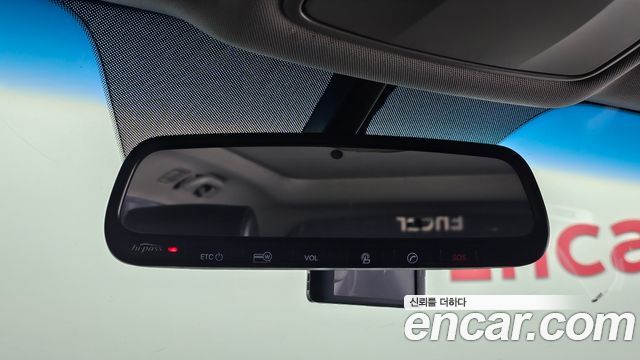 Hyundai Santa Fe (DM) Diesel(e-VGT) 2.0 2WD Premium 2014 — фото 18