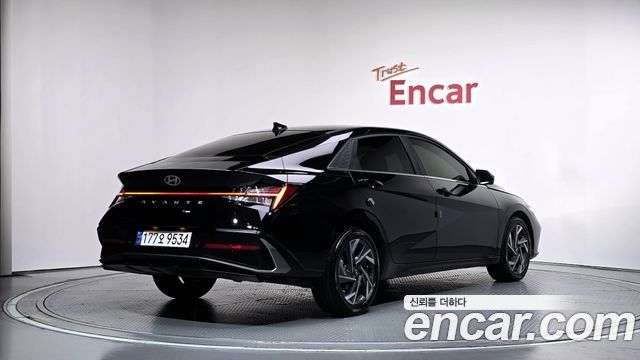 Hyundai Avante (CN7) 1.6 Inspiration 2025 — фото 2