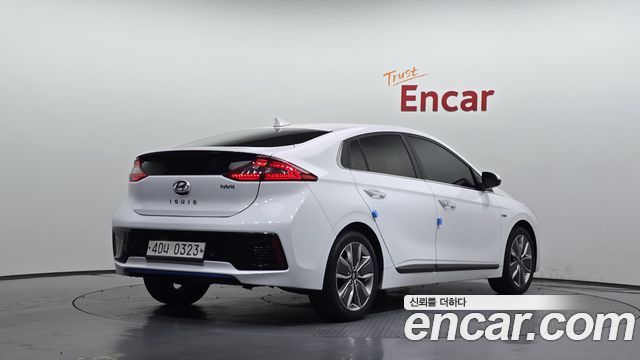 Hyundai Ioniq Hybrid Q 2016 — фото 2