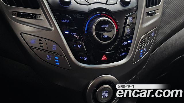 Hyundai Veloster PYL 2014 — фото 16
