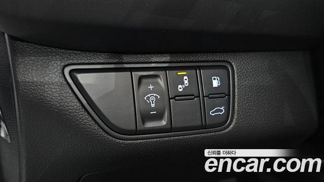 Genesis G70 2.0T Supreme 2018 — фото 13
