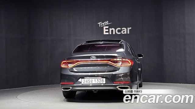 Hyundai Grandeur (IG) 2.2 Diesel Premium Special 2018 — фото 4