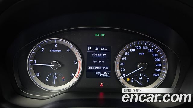 Hyundai Grandeur (IG) 2.2 Diesel Premium Special 2018 — фото 8