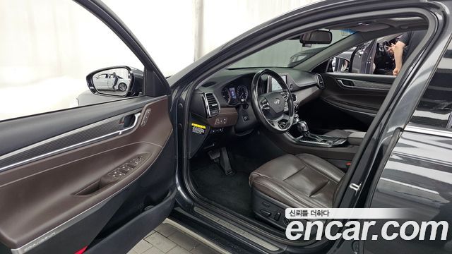 Hyundai Grandeur (IG) 2.2 Diesel Premium Special 2018 — фото 10