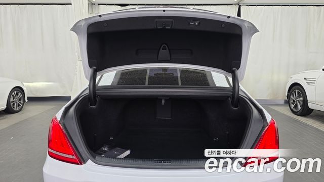 Genesis EQ900 3.8 GDI AWD Premium Luxury 2016 — фото 20