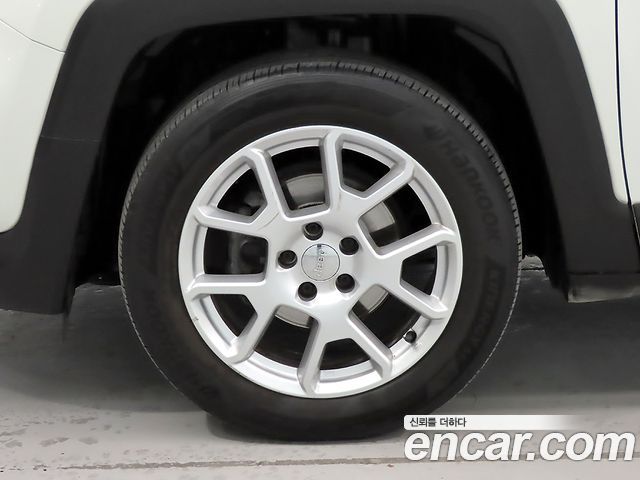 Jeep Renegade 1.6 Diesel Limited 2020 — фото 24