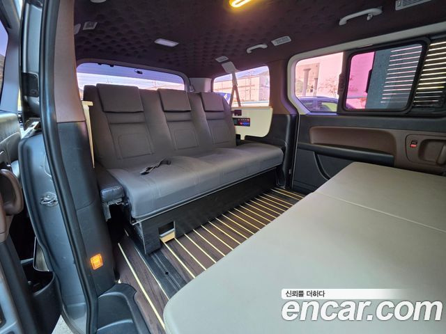 Hyundai Grand Starex Urban 9-Seater Exclusive 2020 — фото 9