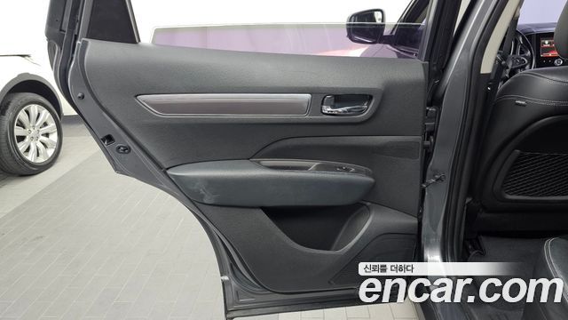 Renault Korea QM6 Diesel 2WD RE 2017 — фото 25