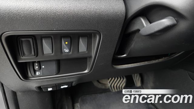 Renault Korea QM6 Diesel 2WD RE 2017 — фото 27