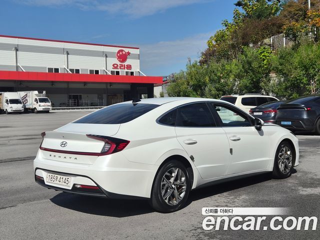 Hyundai Sonata (DN8) 2.0 Premium 2021 — фото 2