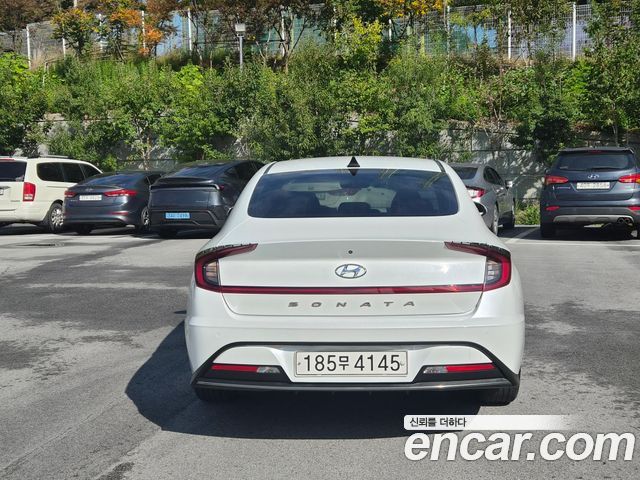 Hyundai Sonata (DN8) 2.0 Premium 2021 — фото 4