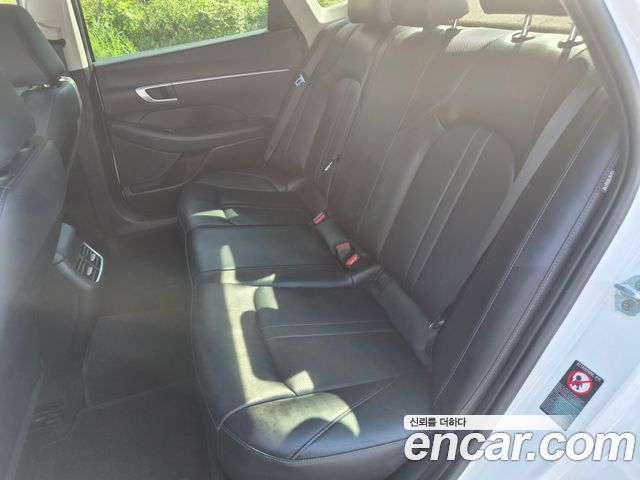 Hyundai Sonata (DN8) 2.0 Premium 2021 — фото 20