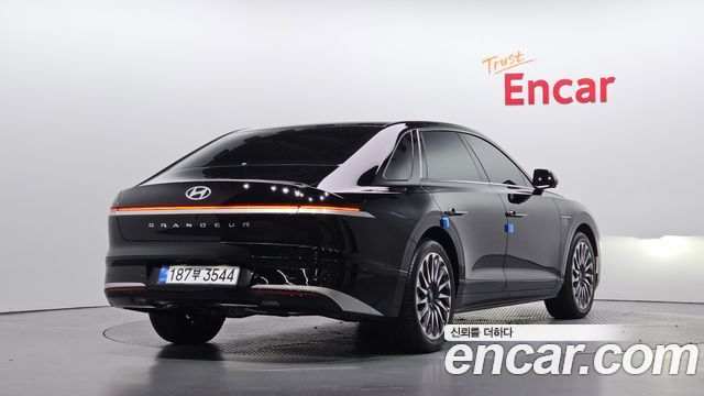 Hyundai Grandeur (GN7) 2.5 Gasoline  2WD Caligraphy 2027 — фото 2