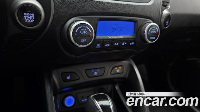 Hyundai Tucson ix Diesel(e-VGT) 2WD Smart special 2014 — фото 17
