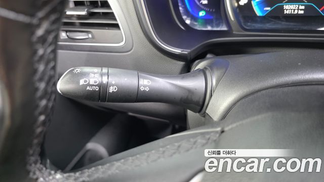 Renault Korea QM6 2.0 LPe RE Signature 2WD 2020 — фото 34