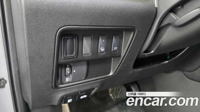 Renault Korea QM6 2.0 LPe RE Signature 2WD 2020 — фото 38