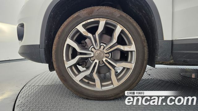 Volkswagen Tiguan 2.0 TDI Comfort 5N 2015 — фото 5