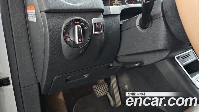 Volkswagen Tiguan 2.0 TDI Comfort 5N 2015 — фото 18