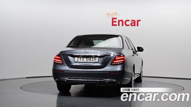 Mercedes-Benz E-Class (W213) E300 Exclusive 2017 — фото 4
