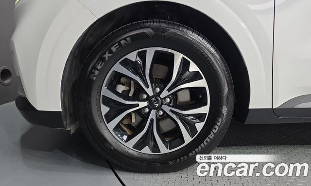 Kia Carnival (IV) Gasoline 9-Seater Prestige 2021 — фото 5