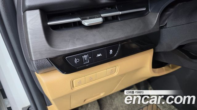 Kia Carnival (IV) Gasoline 9-Seater Prestige 2021 — фото 19