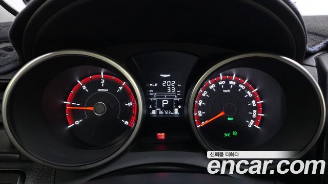 KG Mobility (SsangYong) Tivoli Air Diesel IX 2WD 2019 — фото 8