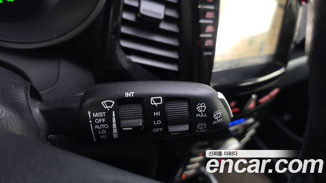 KG Mobility (SsangYong) Tivoli Air Diesel IX 2WD 2019 — фото 18