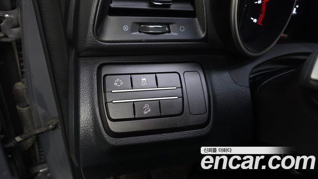 KG Mobility (SsangYong) Tivoli Air Diesel IX 2WD 2019 — фото 19
