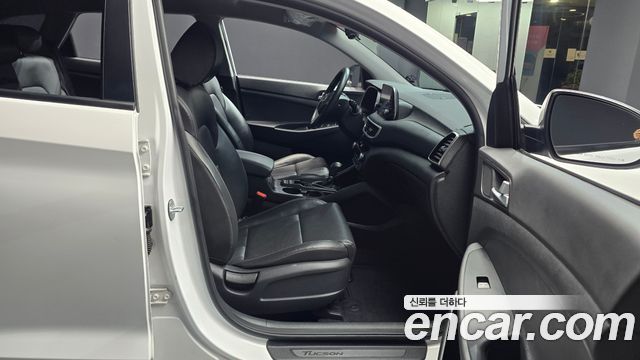 Hyundai Tucson Diesel 2.0 2WD Modern 2019 — фото 11